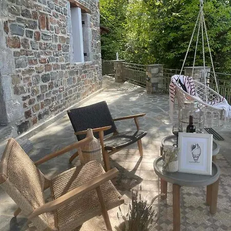 Helene Eco Luxury * Tsagarada